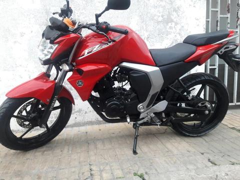 Yamaha Fz 2.0 con Alarma Positron