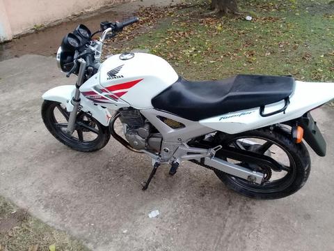 Honda Twister 250 Podria Permutar