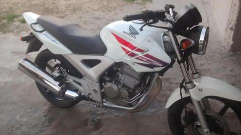 vendo ..tomo permuta de menor valor 08 legalizado y todos los papeles