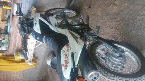 Vendo Moto Corven 150 Modelo 2014