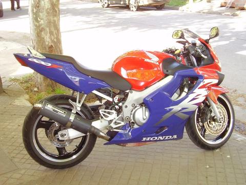 Vendo Honda Cbr 600 F4