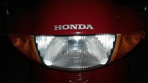 Vendo O Permuto Honda Biz