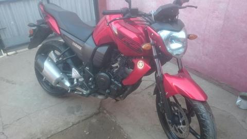 Vendo Fz Modelo 2015 con 43.000 Kilometr