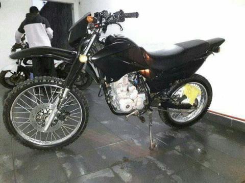 Motomel Skua 150