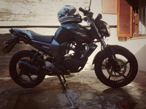 Vendo Moto Yamaha Fz Exelente Estado
