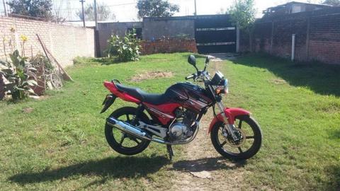 YBR 125 FACTOR 2014 CON ALARMA POSITRON INMACULADA