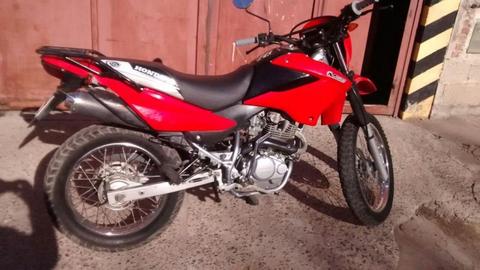 Urgente vendo xr 125 modelo 2012 no permutas