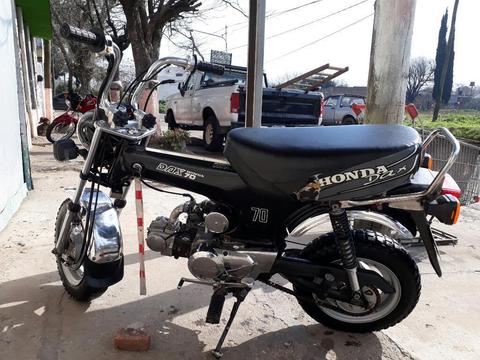 Vendo Honda Dax Modelo 95 Anda Muy Bien