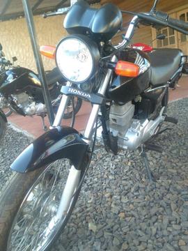 Honda Titan Impecable