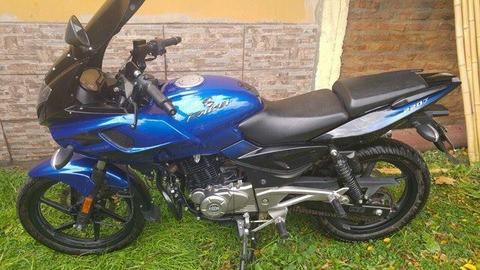 Bajaj Rouser 220 F Cc Excelente estado Digna De Ver