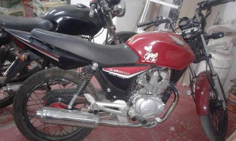 Vendo honda Cg 150 Modelo 2013