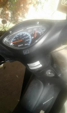 Vendo Moto Honda Biz