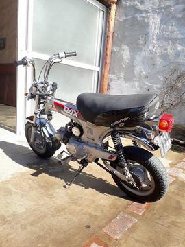 Vendo Honda Dax 70 cc mod 91 Japonesa $30000 3583441322 3583434732 V. Mackenna