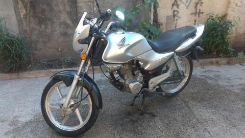 Honda Storm 07 Escucho Ofertas