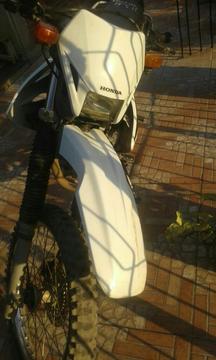 Vendo Honda Tornado