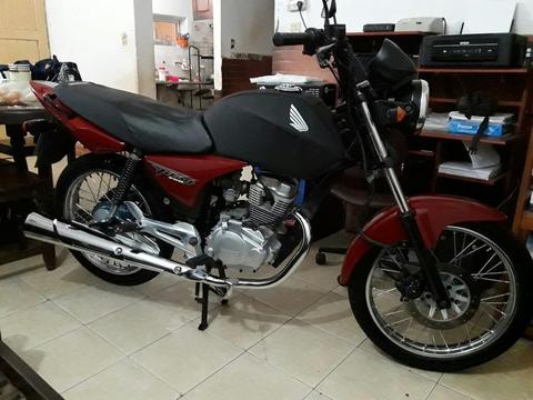 Honda Titan 2013 Impecable