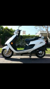 Suzuki An 125