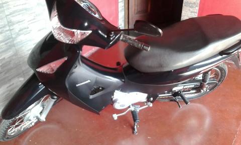 Honda Biz 125 Buen Estado2015