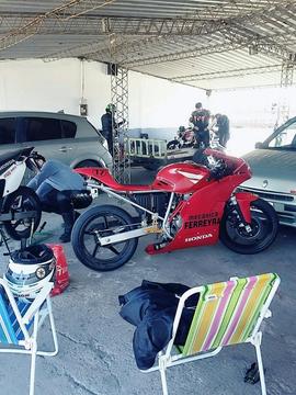 Honda Twister Carenado Moto 3