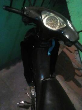 Vendo O Permuto Moto