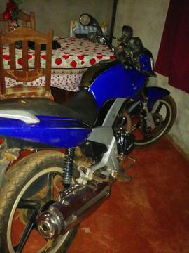 Vendo Permuto Hunter 200