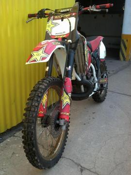 Honda Cr 250 Vendo o permuto por tornado