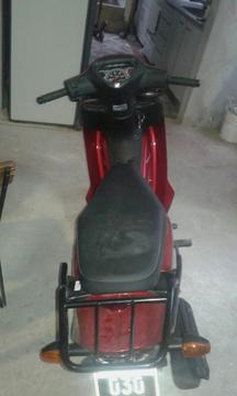 Vendo Wave 2014 con 900kilometros Nada M