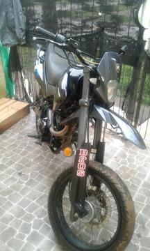 Vendo Moto