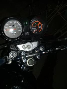 Vendo Cg Titan 2014 Hermosa 18000km