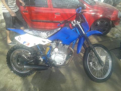 Vendo Moto