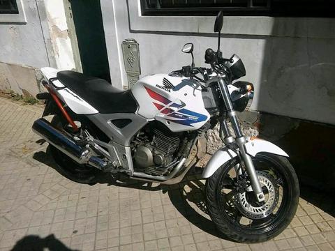 Vendo Moto