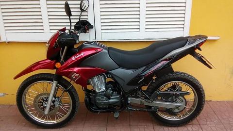 VENDO URGENTE ZR 250 Por motivos de viaje. Exclusivo