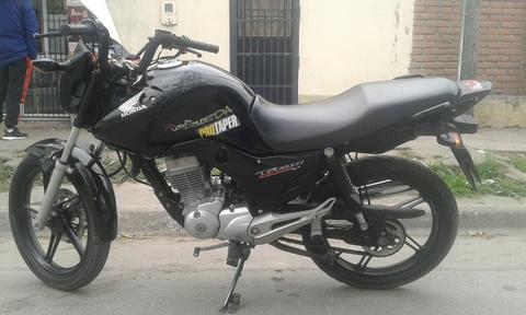 35.000 Oh Moto Y Plata a Mi Favor