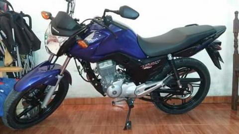 Vendo New Titan 2016 Km 2000