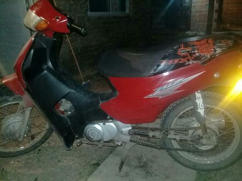Vendo O Permuto Biz 105