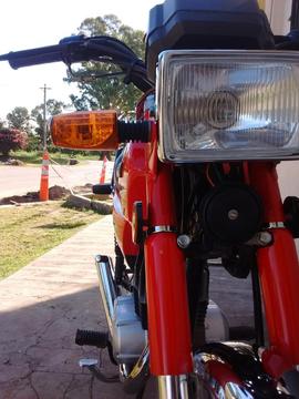 VENDO SUZUKI AX 100 MODELO 2015 INMACULADA!!!!Soy Titular