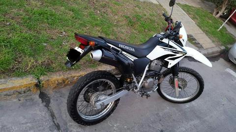 Honda Tornado 250 Titular