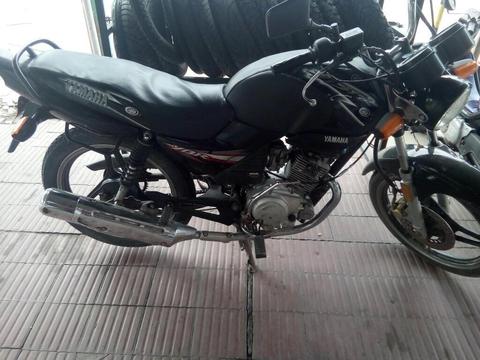 Vendo Ybr 125 Mod 2012 para Transferir