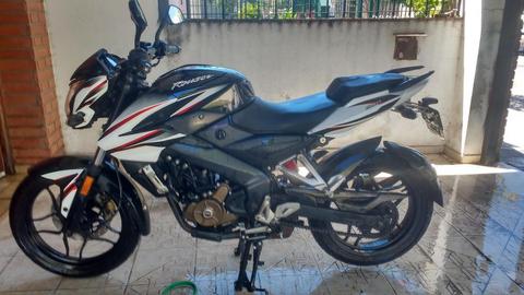 Bajaj Rouser ns 200