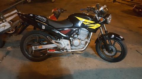 Cbx 250 Modelo 2010 Flamante