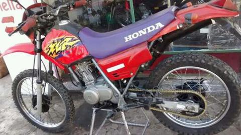Moto Honda Vendo