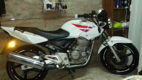 Vendo Honda Twister 2012