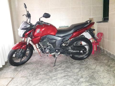 Honda Invicta Vendo Permuto