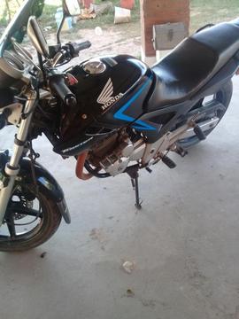 Honda Twister 2014