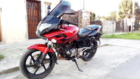 Bajaj 220 F 2013