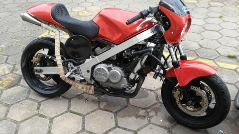 Honda Vrf700 Cafe Racer (no Yamaha.kawasaki.suzuki)