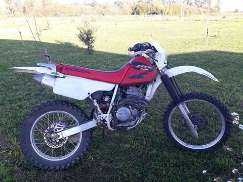 Vendo O Permuto Por Algo De Mi Interés! Xr 250r Mod.92 Japón