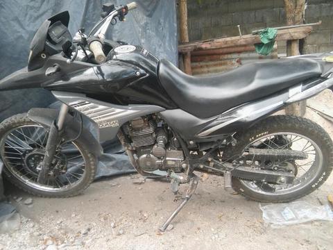 Vendo O Permuto Keller 260 por Ybr