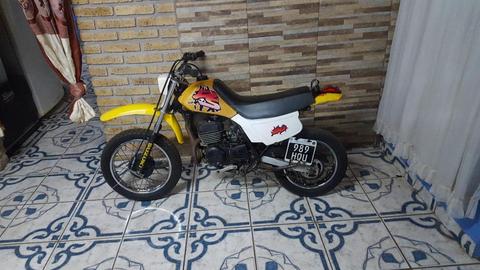 MOTO CROSS SUZUKI 80