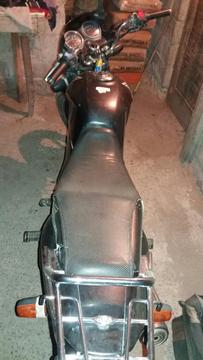 Vendo Moto Honda Storm